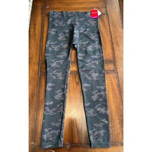 Spanx Look at Me Now Seamless Cropped High Rise Leggings Black/Gray Camo 2X NEW